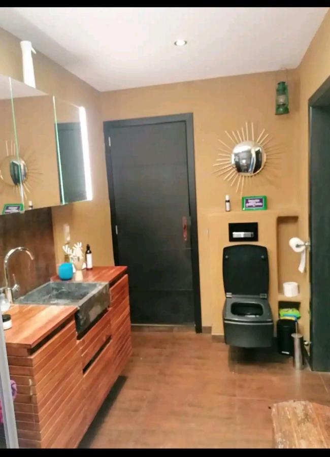 Gee Is Sharing Her Home Liege Exterior photo